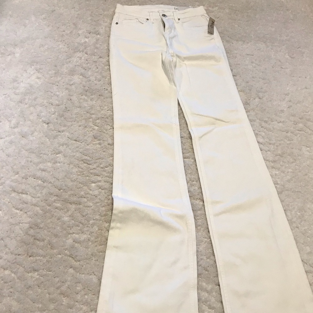 NWT Blank NYC Jeans sz 26/L Mid-Rise Flare White